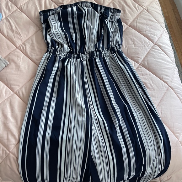Striped romper - Picture 2 of 3